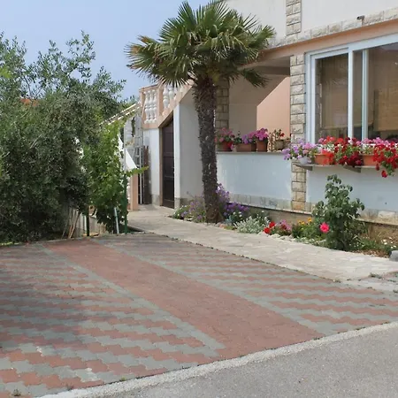 Apartments By The Sea Povljana, Pag - 6561 Povljana