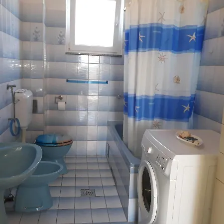 Apartment Apartments By The Sea Povljana, Pag - 6561 *